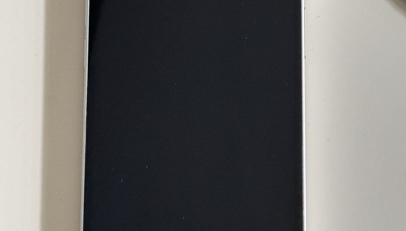 Iphone 12, white, 64gb Polovan u odlicnom stanju