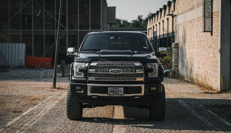 Ford F 150 PLATINUM
