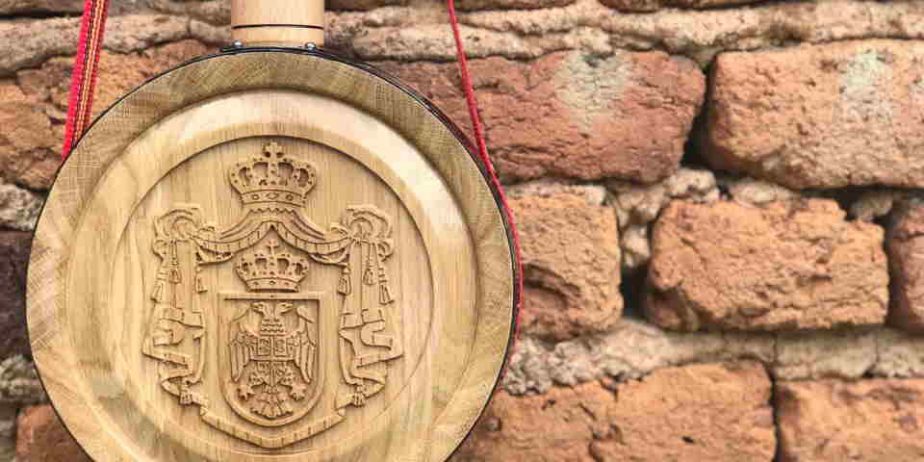 Izrada hrastovih drvenih ČUTURA sa gravurom po želji kupca