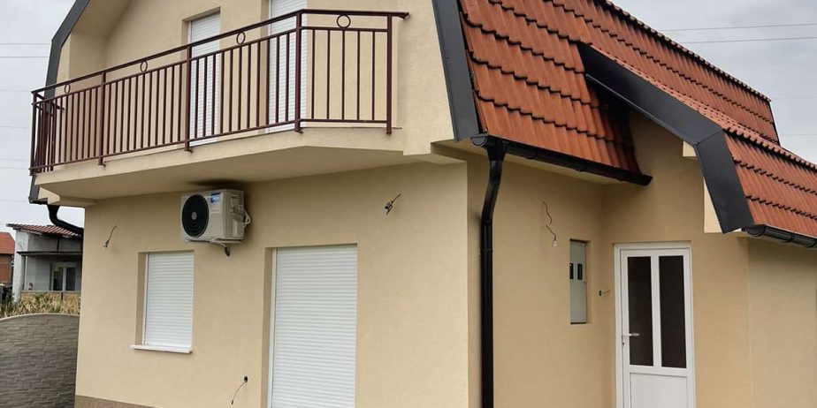 Borča, 120m2, na prodaju nova nameštena kuća